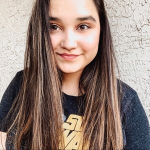 Meet your Posher, Abigail